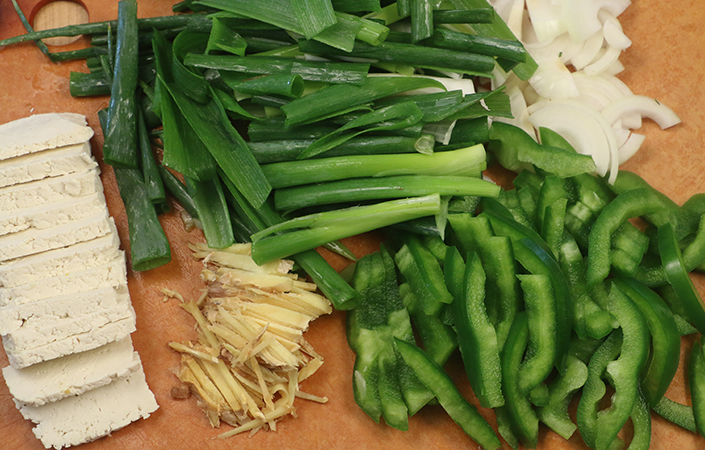 Ginger Scallion Stir-fry with Tofu