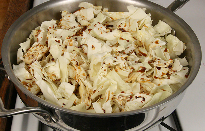 Spicy Braised Cabbage