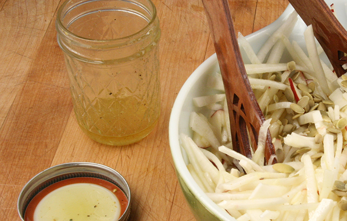 Guide to Oils and Vinegars by Early Morning Farm