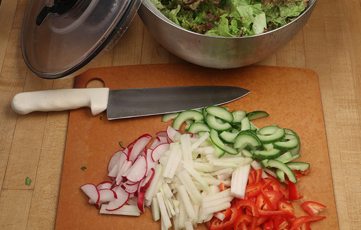 Thai Peanut Salad