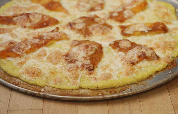 Roasted Pepper Polenta Pizza