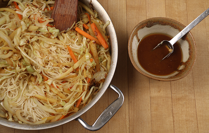 Cabbage Lo Mein