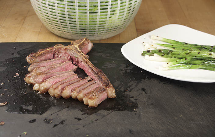 Grilled Scallion & Steak Salad