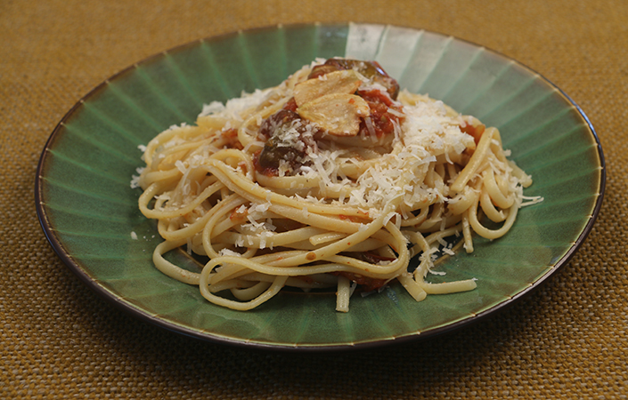 Slow Roasted Tomato & Garlic Pasta